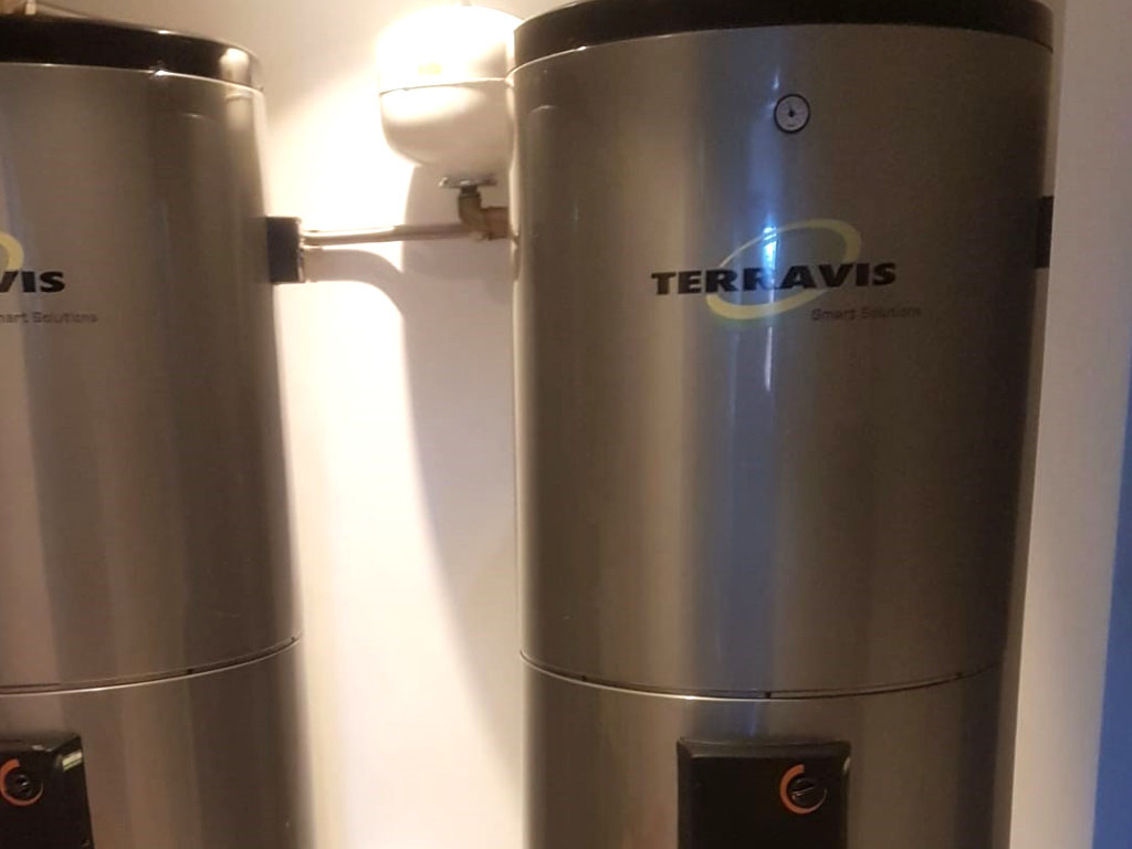 1000L Stainless Steel Water Heater. Sintra, Portugal